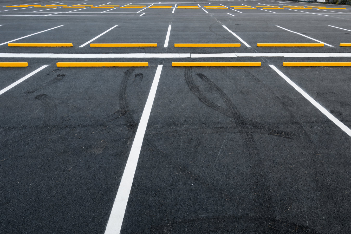 Asphalt paving contractor services in Carson, CA